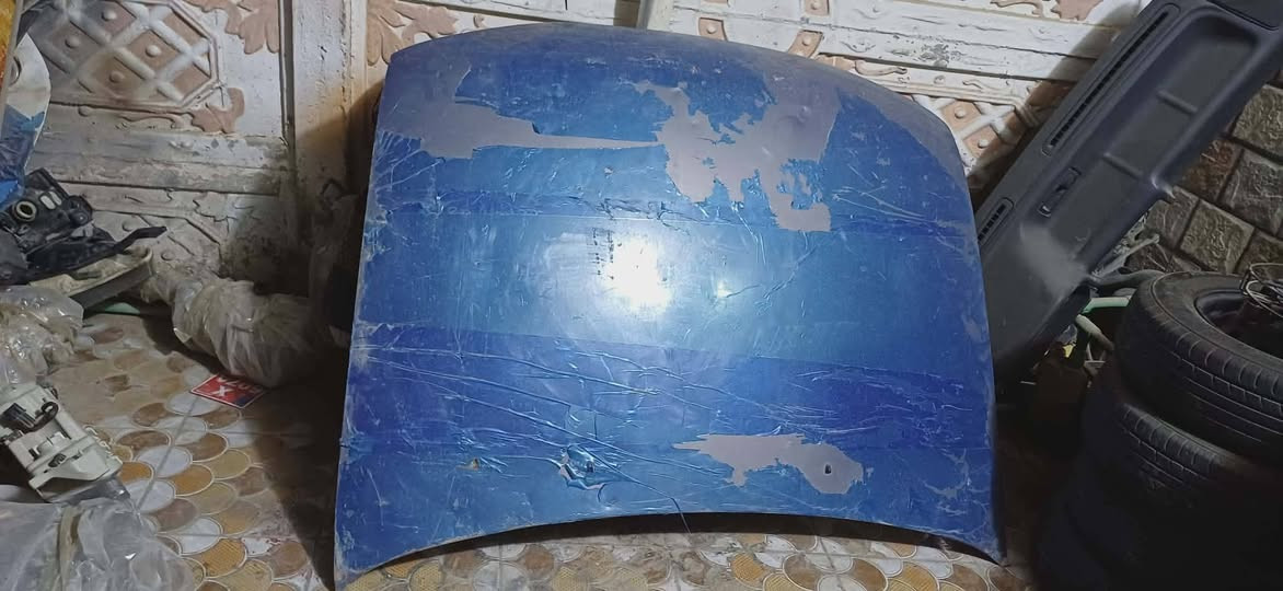 السلام عليكم راديتر دمعه مسطره حاويه نضيفه جدا هي ومراوحها قفل ب100 وبونيد حاويه هذا اللون وجاملغات دمعه كلهن حاويه اليحتاج يتصل *********** أو *********** الخط الثاني بي واتساب
