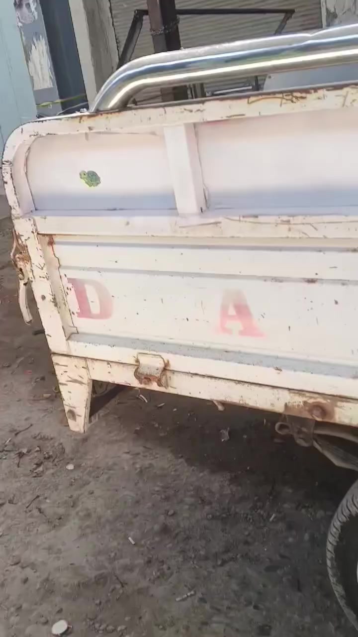 السلام عليكم ستوته للبيع مديل 15اوراق لسعر 1600محرك جديد ***********
