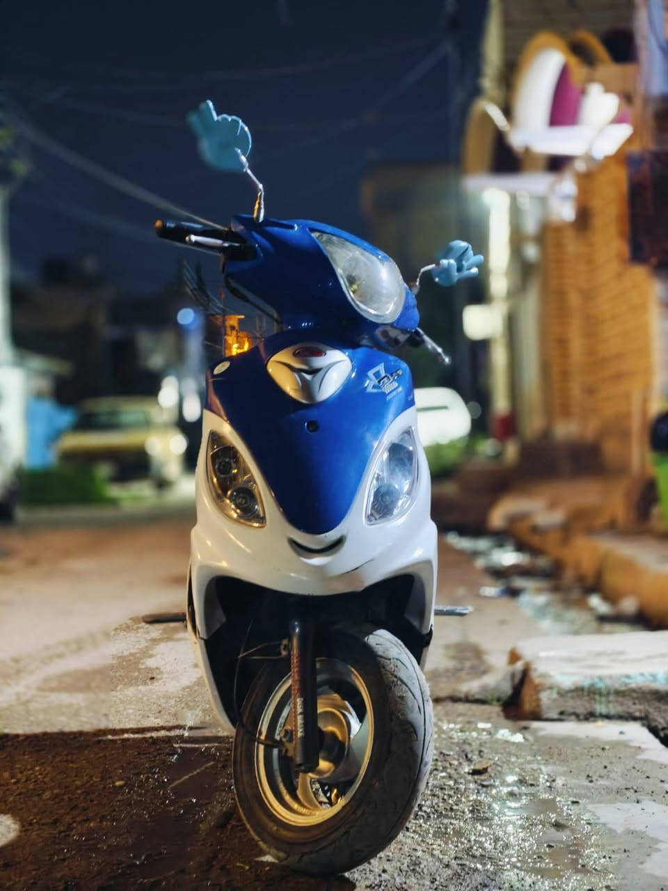 السلام عليكم .. كامكو للبيع موديل 19 مكفوله كفاله عامه صارلهه شهر نزلت من الرمبه السعر 950 وبيها مجال للشراي
.مكانها الشطره ***********
