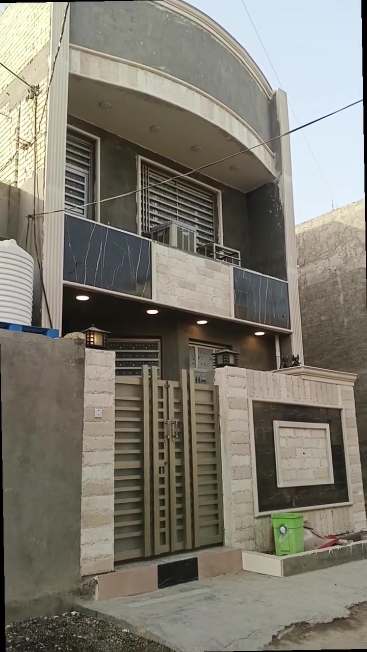 بيت البيع 100متر طابقين ونص 4غرف نوم مدخلين طابو زراعي سند 25 الشرطه الخامسة قرب الدعم الاوجستي قرب مجموعة المصطفى الغذائية الاستفسار اكثر على باقي التفاصيل ***********
