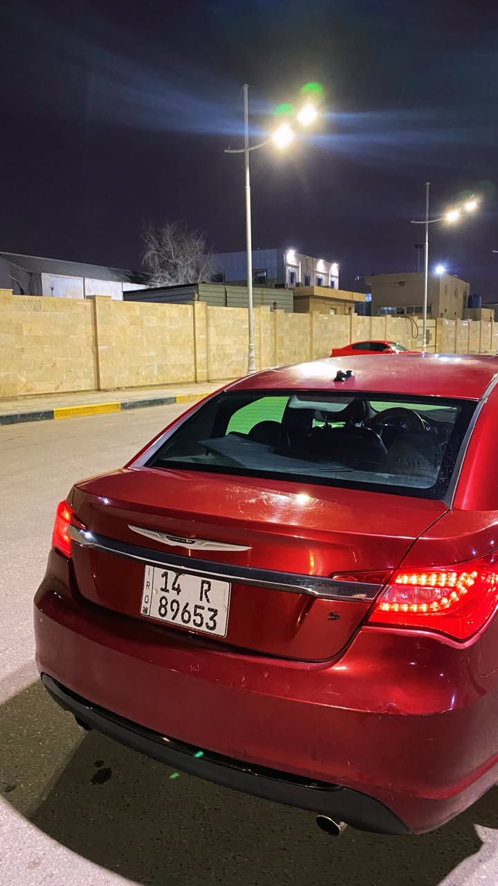 كلاايسلر c200 للبيع فقط  موصفات S
كير مكينة تبريد منضومة جديدة كهربائيات مكفولات 
المكينة 6 سلندر 3.6
كفالة سياره فقط بنيد نفسه مرجع مصبوغ 
كشنات جلد تدفئة بالكشنات كشن سايق كهربائي 
رقم بصرة الجديد وسنوية مجددة مديل 2013 بسمي السيارة 
مكان السيارة بصرة 
السعر 75 وبيها مجال قليل ***********
