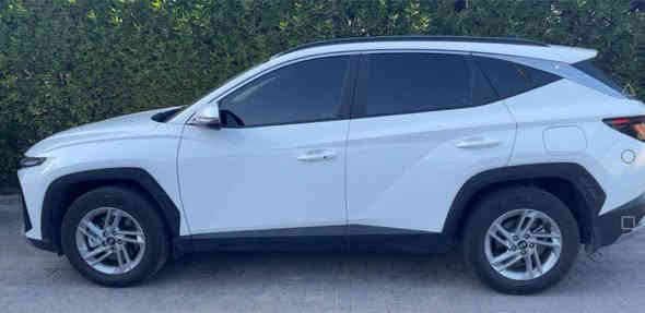 بإمكان إدخال السياره بكتاب شهداء
*بصمه-مكفوله كفاله عامه*
*هونداي توكسـان موديـ2025ـل*
*السعر194خليجي محرك دوش*
 واصل (المنفذ سفوان) بدون كمرك 
سيارة حاليا في الكويت 🇰🇼 كفالة عامة 
(مكتب الماجد الأستيراد السيارات الوارد الأمريكي والكندي) 
(العنوان ، البصرة ، سفوان،  )
ولدينا وكلاء في جميع محافظات العراق لغرض المكاتبة 
وضمان حق الطرفين 
 اتصال او واتساب :
( حسام الماجد) 
***********
‏***********
