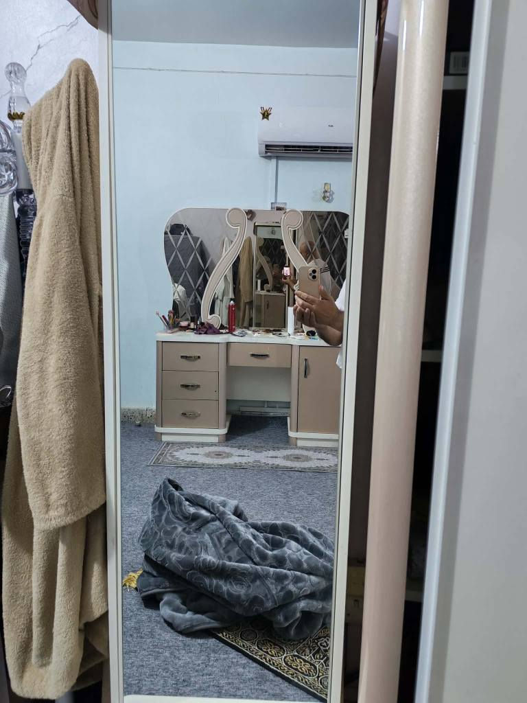 غرفه ضخمه ونضيفه مابيها كل ضرر سعر قفل بدون عمله 400 مكان نجف حي الغري النجف, العراق


**إذا كنت صاحب هذا الإعلان وتريد حذفه لأي سبب، رجاءا أرسل رسالة إلى الدعم الفني**