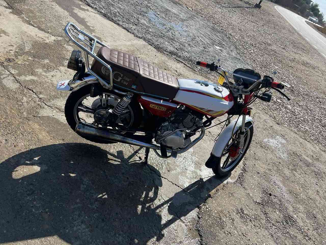 سلام عليكم دراجه سيفان للبيع مديل ٢٠٢٤ مكفوله من محرك من كهرباء دراجه مكفوله من سرقه أوراق كامله مكان دراجه ديالى كنعان استفسر على هذا رقم ٠٧٧٧٢٤٠٨٠٧😎


**إذا كنت صاحب هذا الإعلان وتريد حذفه لأي سبب، رجاءا أرسل رسالة إلى الدعم الفني**