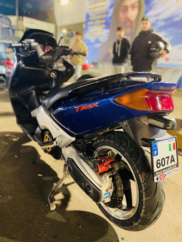 السلام عليكم تيماكس 2008. مكفوله كفاله عامه الدراجه خير من الله  مابيها اي نقص السعر 18 وبيها مجال ***********
