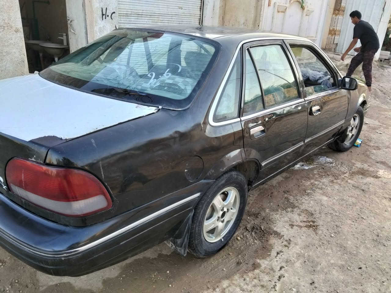 برنس للبيع موديل 96 رقم كربلاء انكليزي مكاني الديوانيه غماس مكينه مجفته جديد والكير جيد حداديه 80 بالميه نواقصها لايت الايسر بطاين تعبانات اقفاله البيبان ينفتحن من جوه الجام الامامي يشتغل الخلفي الباتري ضعيف السعر 26 وبيها مجال *********** شرط التحويل
