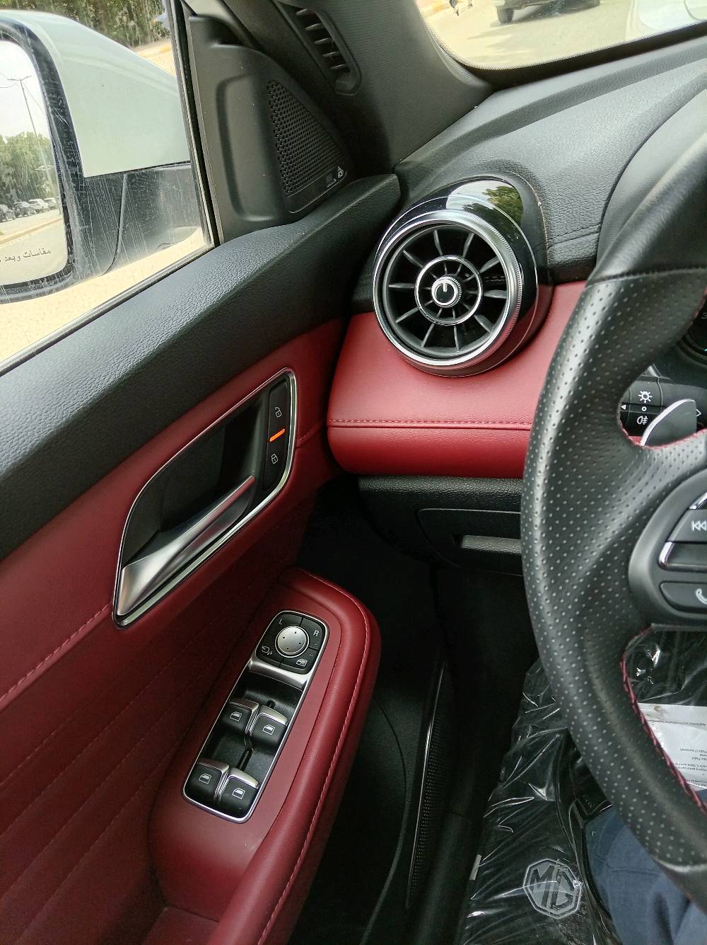 السلام عليكم ورحمة الله وبركاته
ام جي اج اس موديل ٢٠٢٣فئة الجائزة اعلى فئة محرك الفين تيربو. السيارة بحالة الوكالة ماشية فقط ٥٠٠ كيلو مكفولة من الشخط والرصعة والبارد والتعديل . باسمي  حرة للبيع فقط واعتذر عن المراوس السعر ١٦٩ ورقة مع مجال بسيط. السيارة موحودة في الكوت مركز المدينة للاتصال ***********
