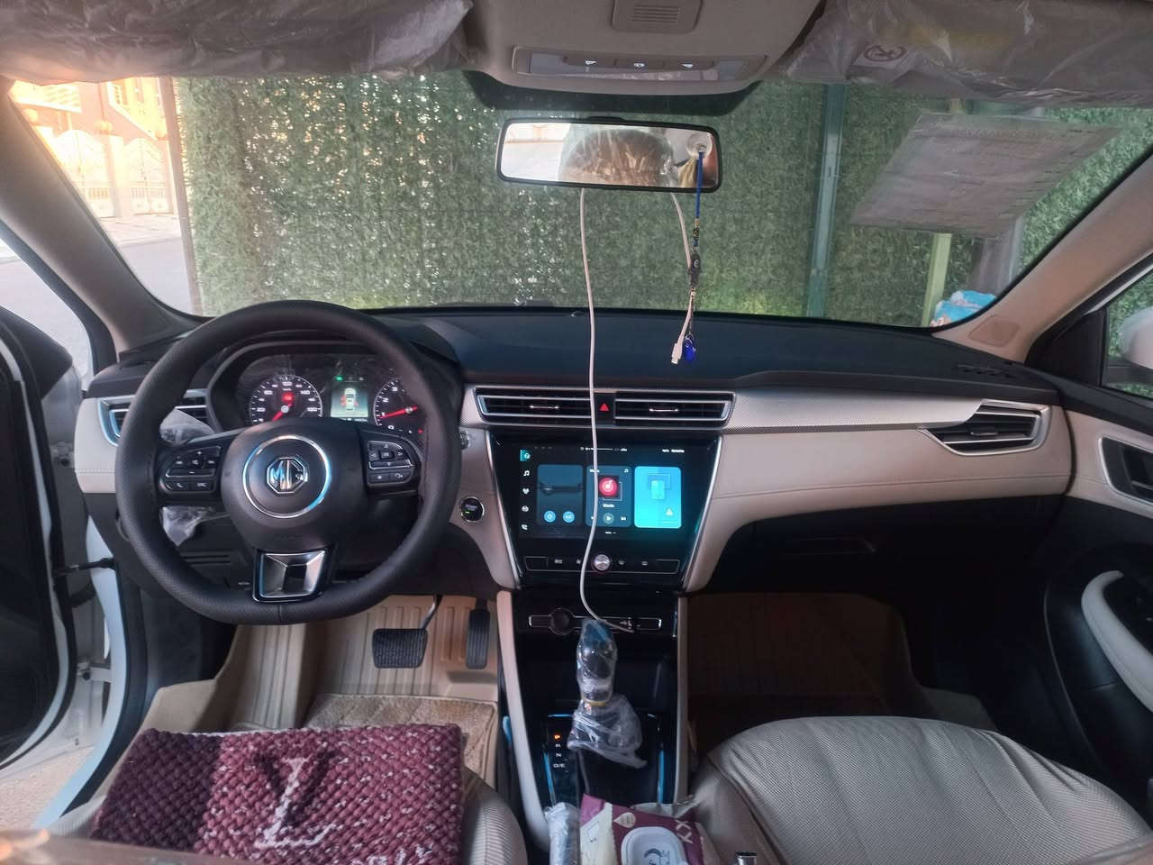 الأخوه اعضاء الكروب .mj 5للبيع .موديل2024ماشي14000مواصات كومفورد تحكم جهتين مثبت سرعه مري كهرباء بصمه تشغيل داخل ابيض كيجات بازين وحماوه  شاشه كبيره تدعم كاربلي رقم سليمانيه وبيها كوبون بنزين مكان سياره أربيل ومكفوله كفاله عامه .للمعلومات أكثرأتصل*********** .السعر110مع مجال
