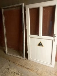 باب بلاستك • ٩٨×١٩٥ • توصيل مجاني