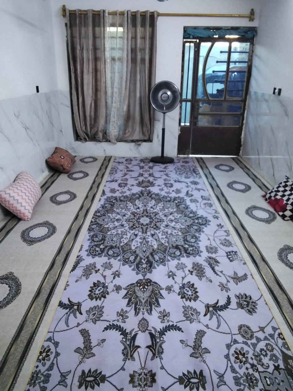 حي السفير    بيت للبيع  125 متر قاطين غرفة النوم صالة مطبخ حمام ستقبال ممر حوش ٥×٥ قاط الثاني غرفة ٥×٧ غرفة 5×10 بيتونة وصطحين


**إذا كنت صاحب هذا الإعلان وتريد حذفه لأي سبب، رجاءا أرسل رسالة إلى الدعم الفني**