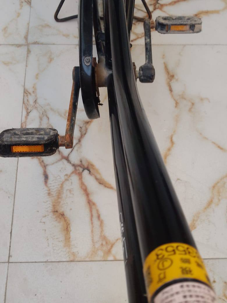 للبيع نضيف مكاني سوق الشيوخ 
نقص دسك والماشه بيها عواج لشه نضيفه سعر 60بيه مجال 
***********
