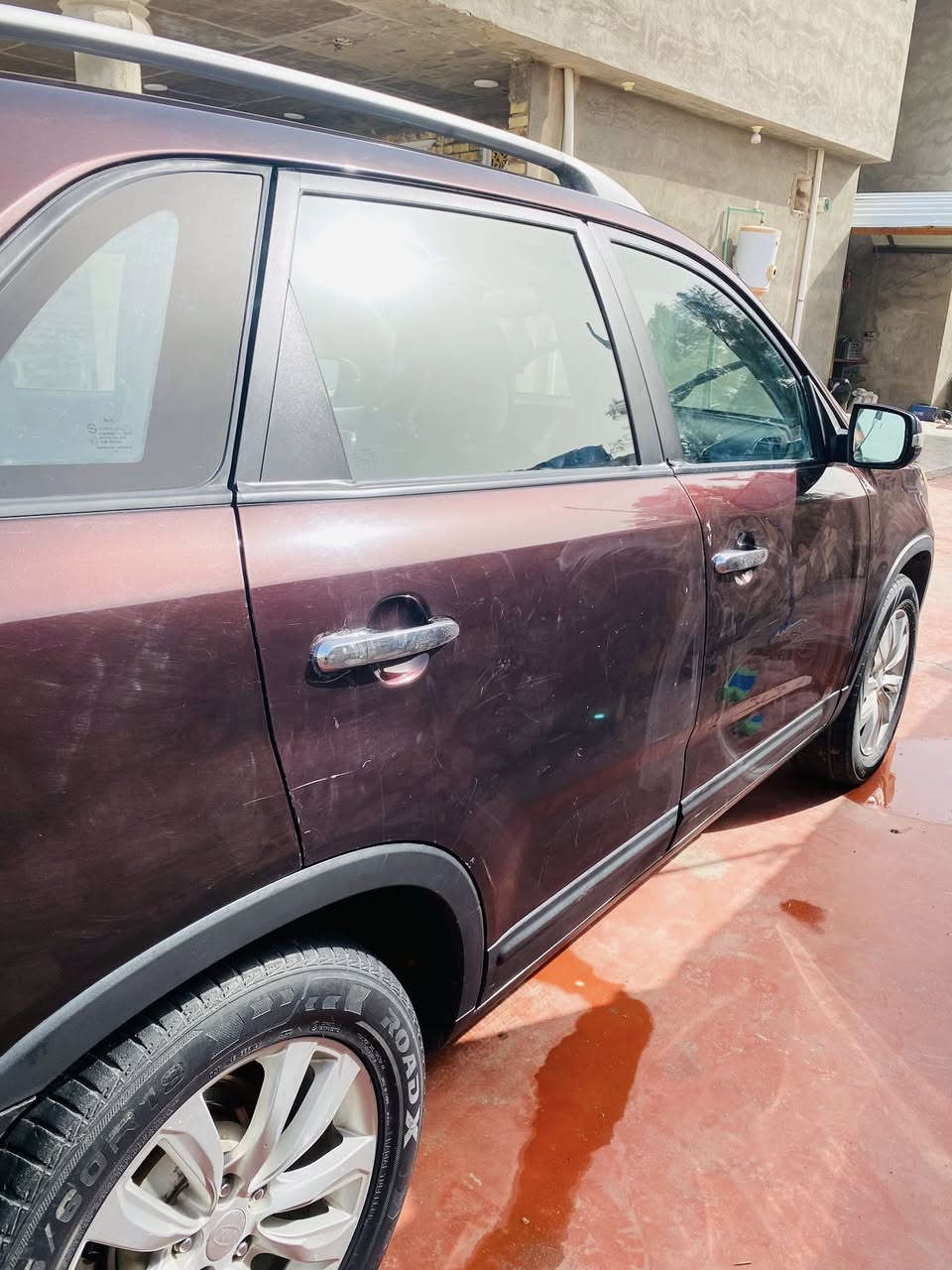 السلام عليكم
سورنتو 2011 امريكي فول مواصفات 1/1 فئة EX
بصمه وفتحه  وبنوراما وكشنات جلد واشاير بالمري 
وشاشه وكاميرا خلفية 
كير و مكينه مكفولات مكينه سته سلندر 
تبريد ثلج ثلاث قطع تبريد 
سبعه راكب 
حادث قطعتين جاملغ خلفي وبنيد بدون دواخل 
سونار مرفق بالمنشور 
مكان حله قرب سيطرة الاثار 
اي استفسار اتصال ع الرقم او واتساب 
***********
