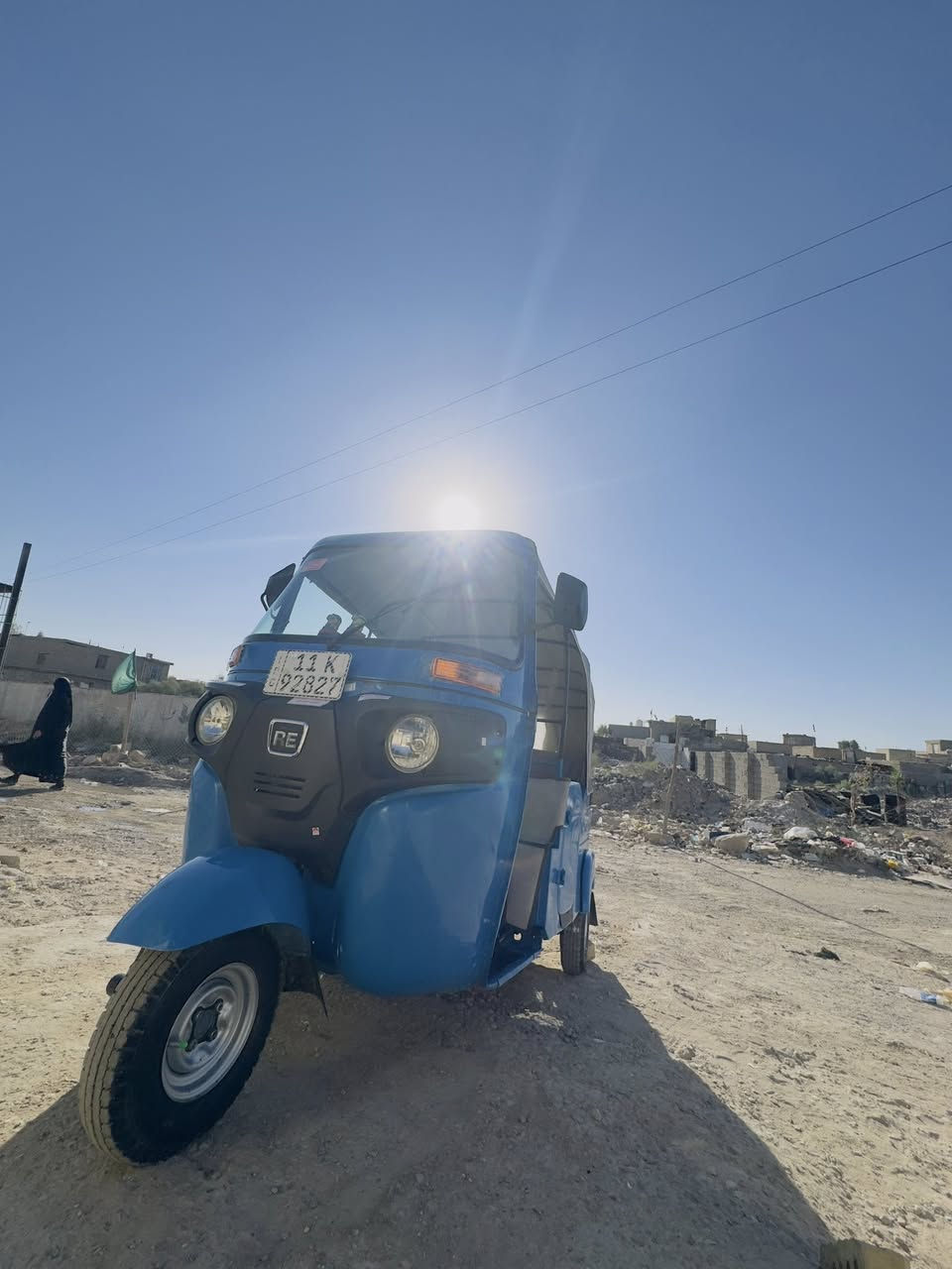 سلام عليكم تكتك البيع مديل2022 رقم وسنويه بسمي محركه مفتوح بيه خياس جوه دواسات السعر8وبيه مجال  تصل ع هاذ رقم***********
