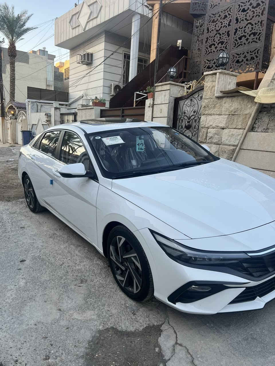 السلام عليكم 
للبيع النترا 2024
ماشيه53 على ايدي من الزيرو
رقم اربيل بسمي تحويل ثاني يوم
بيها صبغ يم قبق البانزين اثر طخة وعندي الصورة قبل التصليح
السيارة نظيفة وشادلها باتري وتخم تاير جديد 
الموصفات 
فتحة
شاشه وكيلو متر شاشه
بصمة
كشنات جلد 
تبريد قطعتين
هاند بريك بصمة واوتو هولد
٤ وضعيات قيادة
حساس امامي خلفي
لد امامي 
ويل كروم ١٧ وحساس تاير
تحكمات ستيرن فول مثبت سرعه واوامر صوتيه
دركة D وجلد خياط 
مري شفط اوتو
مكينه ١٥٠٠ 8نوزل وكير ٨ سرعات
السعر ١٤٢ 
مكاني بغداد نفق الشرطه 
للاستفسار :***********
