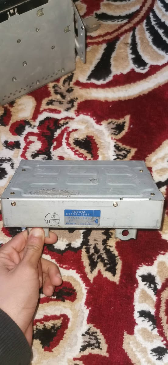 السلام عليكم من رخصة الأدمن.
غراض تويوتا كراون جنجر وملحقاتة راسلني او اتصل ***********
