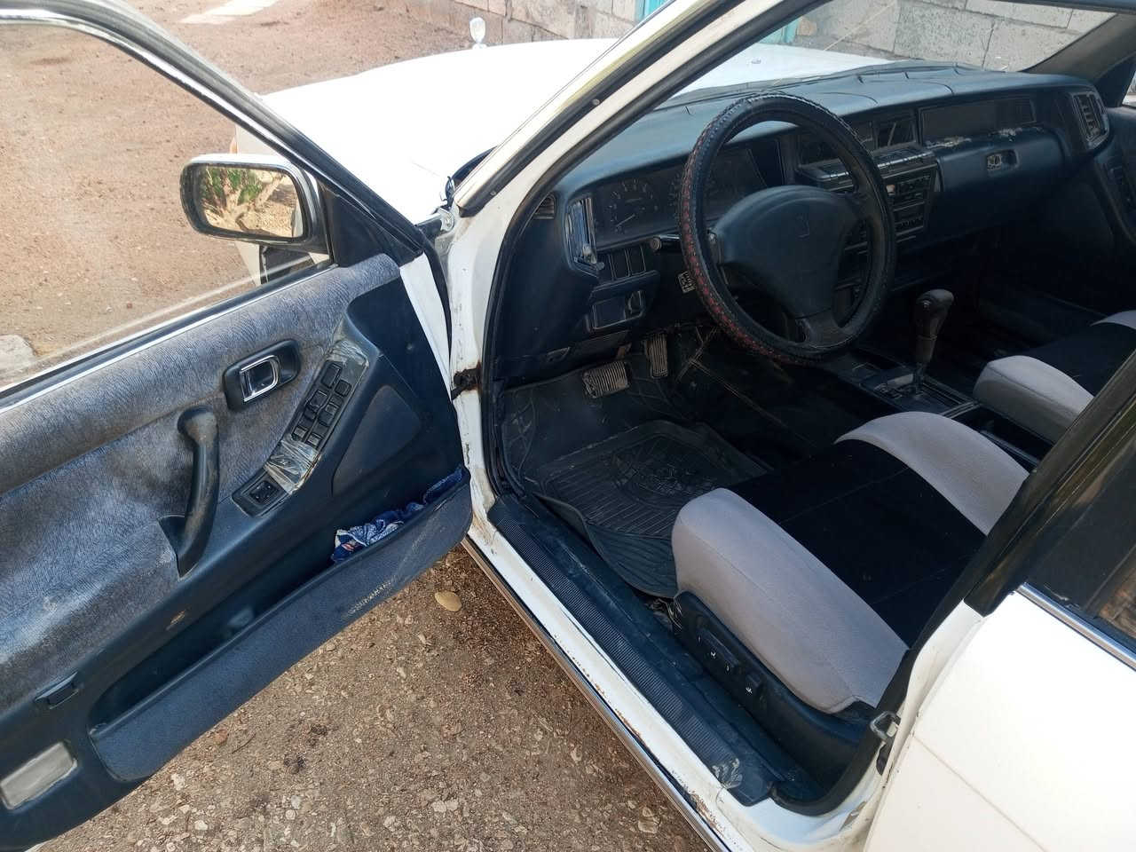 سلام عليكم عندي هاي السياره الارنب للبيع سياره جاهزه نظيفه حيل مكانها السماوه***********
