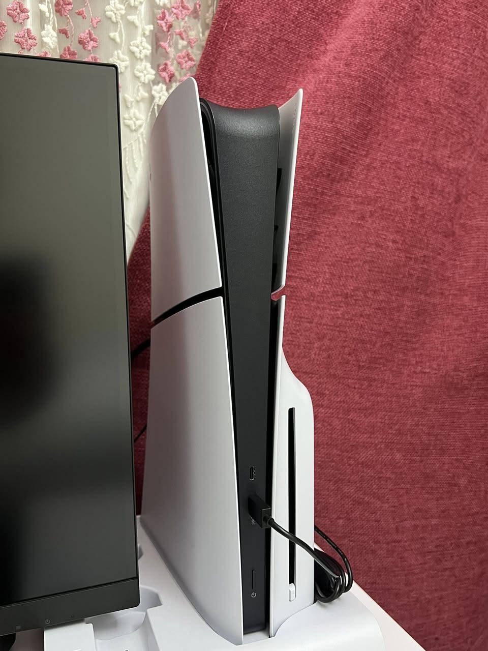 بلي 5 سلم واحد تيرا اصدار جديد طافي لمات عربي شرق اوسط جهازه كامل ملحقات كسر كارتون استخدام جداً قليل جهاز لامفتوح ولامصلح ضمان انطيك بي جهاز لوك كارتونه ومحقاته كلها موجوده اصليه جهازه مايجي بي لعبه اصلاً انا اخذته من هو جديد مابي لعبه ملاحضه: لبلي قارئ اقارص يعني منفذ بي قرص وقاعده التبريد بل صوره مو ويه لبلي للعم امانه جهاز كلششش بلاكارتون جوستك لاصليه مامستخدمه تجي ويه كارتون ابدد
رقمي ***********
عنواني بصره جنينه
