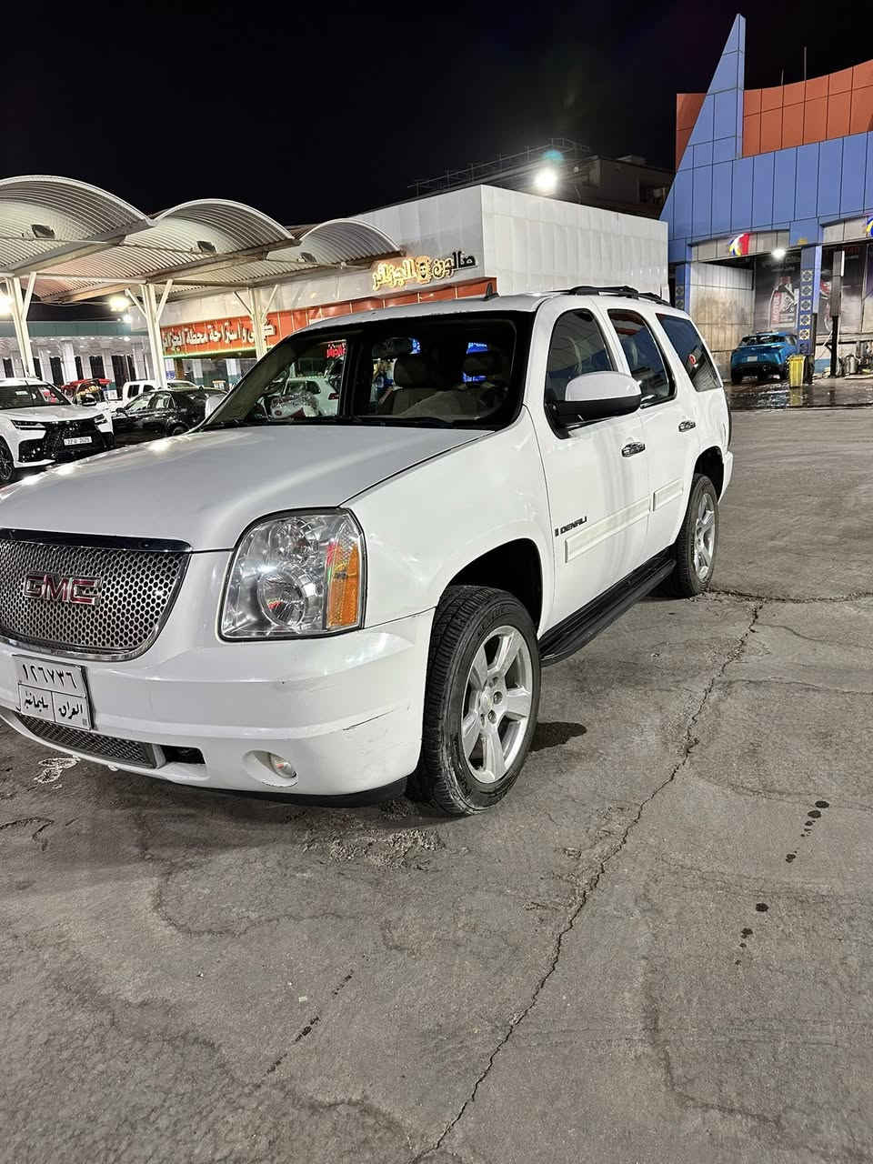 السلام عليكم GMC دنلي للبيع أو مراوس  أدوات أدوات كامل رقم وسنويه شمالي طبق الأصل تفر بيها المحافظات سياره كلش نضيفه حداديه جديده تايرات جديده كلشي شغال بيها مابيها نقص تشغل وتطلع  السعر 90 وبيها مجال بيع مستعجل ***********
