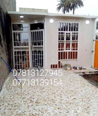 عمل بيت المساحه العرض 5 م والنزال 13 م يتكون من مطبخ 4×4 + صاله 4×4 + ...