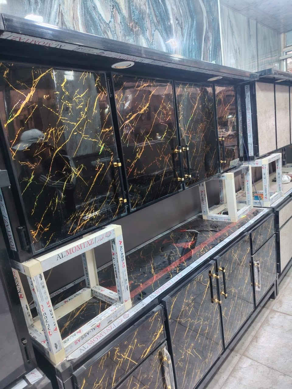 كاونترات مترين
مع سنك متر ونص مرمر
الاستفسار واتساب


**إذا كنت صاحب هذا الإعلان وتريد حذفه لأي سبب، رجاءا أرسل رسالة إلى الدعم الفني**