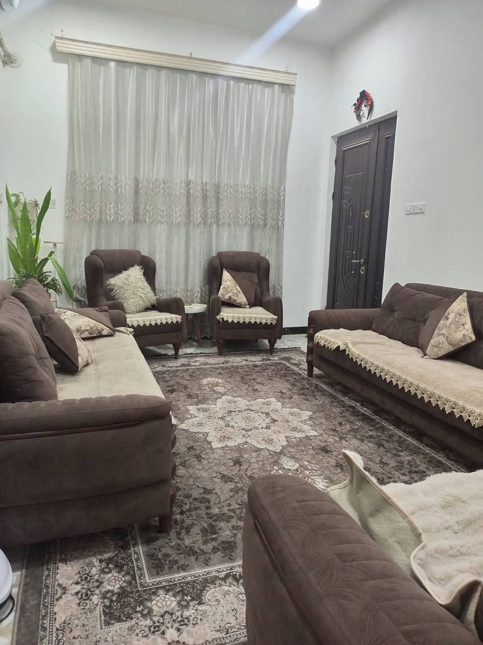 دار للبيع طابو صرف ام الهوى الجديده خلف صالون ليل المساحه 140 طابق واحد  للاستفسار التواصل ع الرقم ***********
