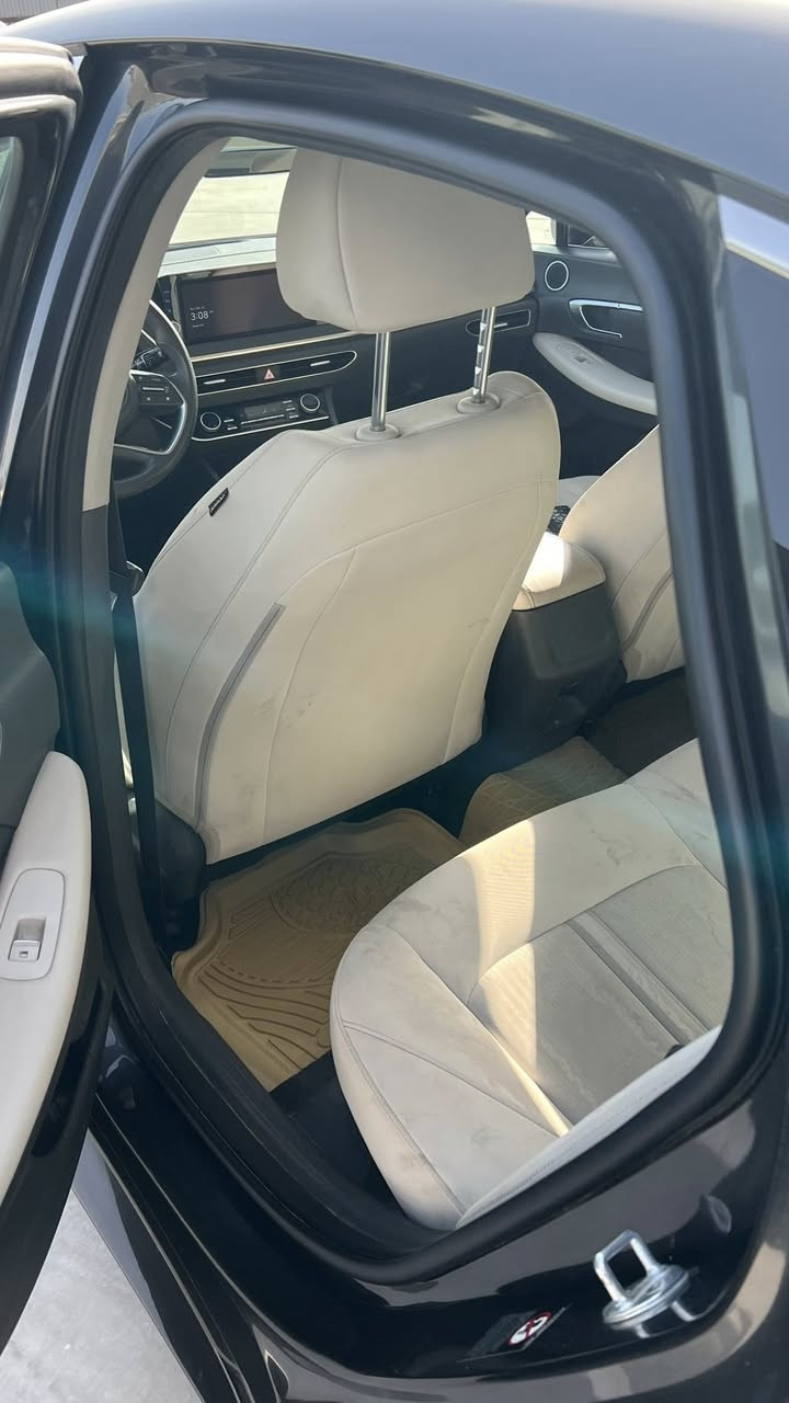 سوناتا موديل 2023 كلين بس طلع بيه كلير جاملغ خلفي بامريكا فول عده الفتحه  مكينه 2500سعر جدا مناسب صور امريكا بيه ماشيه 43 سعره168قفل وسياره مابيه كل نقص مكان سياره منصور مجمع بوابة العراق ***********
