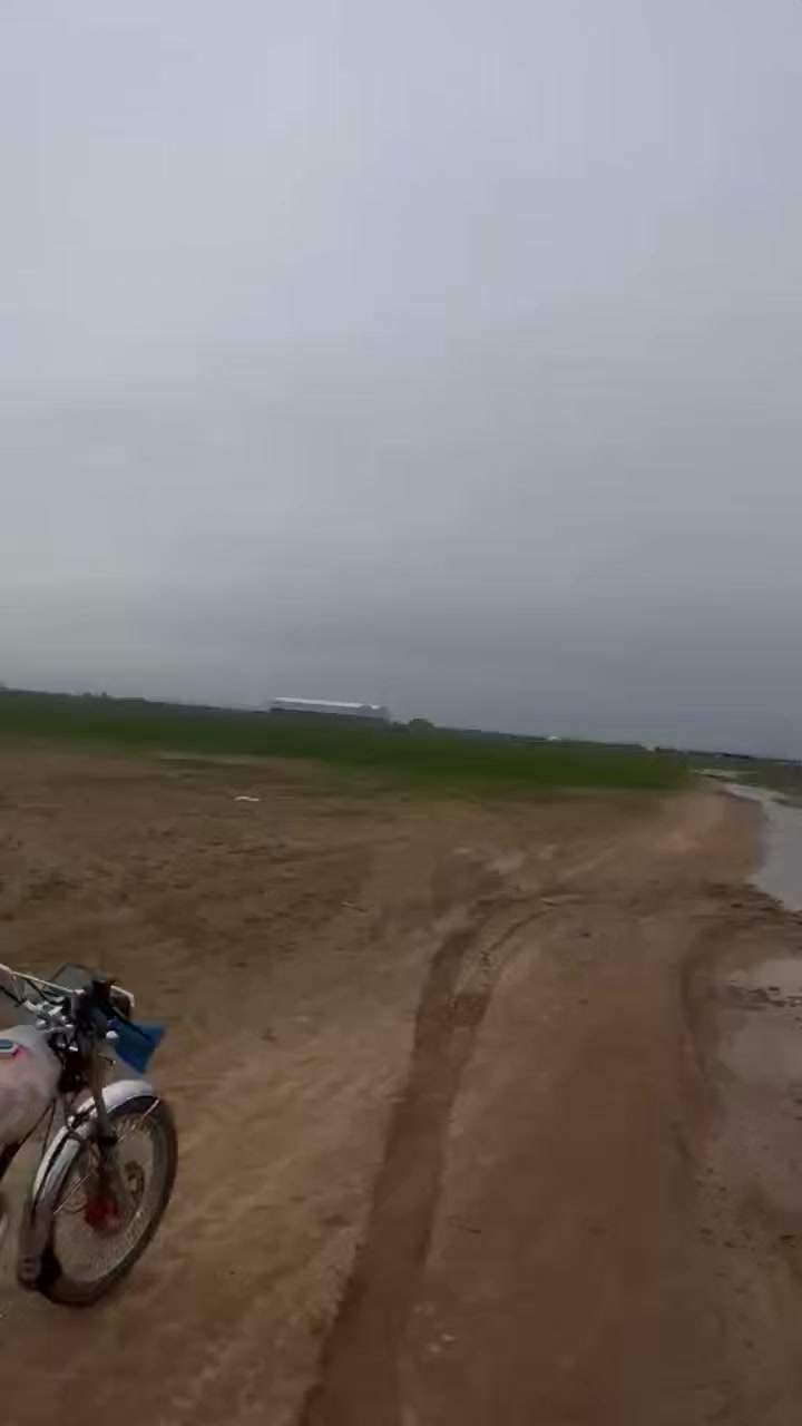 سلام عليكم دراجه أربعة كير زيرو صار عشرين يوم من شاده السعر 800وبيه مجال الطيبين🫴


**إذا كنت صاحب هذا الإعلان وتريد حذفه لأي سبب، رجاءا أرسل رسالة إلى الدعم الفني**