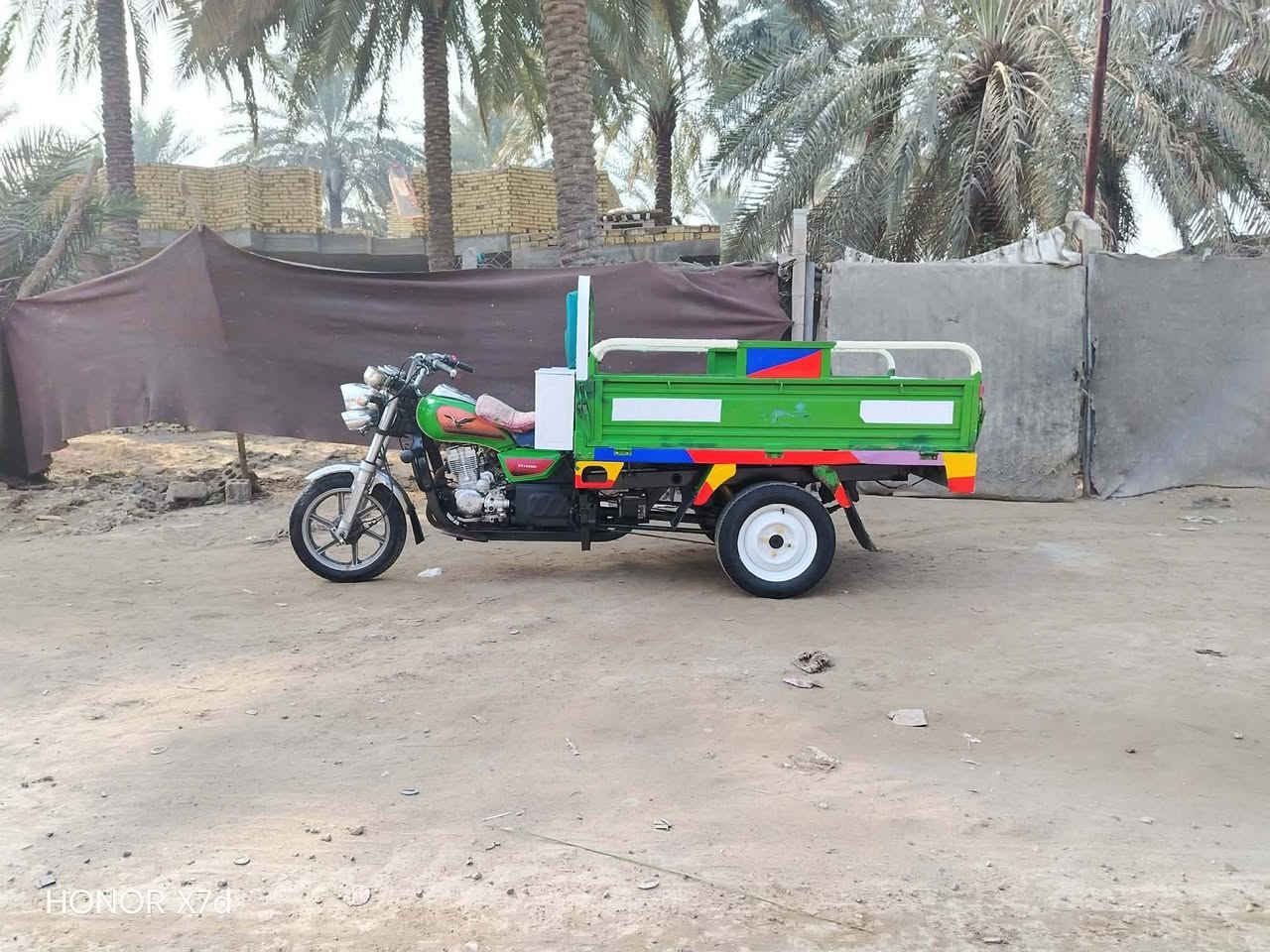 السلام عليكم شباب ستوته للبيع موديل 21 مكينه 23 مقفوله كفاله عامه برغى واحد ما عايزه اوراق الصولي ورقه وكيل كهربائيات كلها شغاله بكاني حل السياحي سعر خاص هذا رقمي ما متواجد على انترنت ***********
