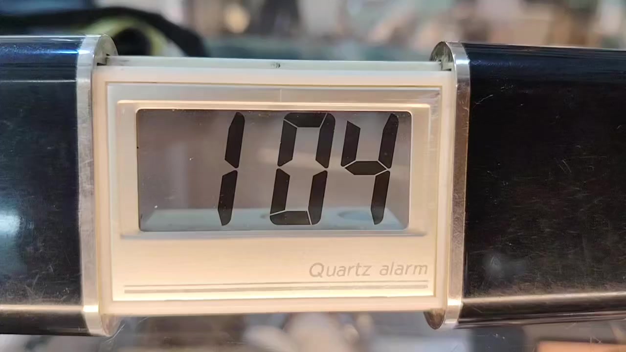 ساعه منضديه شغاله مع منبه 
7000دينار


**إذا كنت صاحب هذا الإعلان وتريد حذفه لأي سبب، رجاءا أرسل رسالة إلى الدعم الفني**