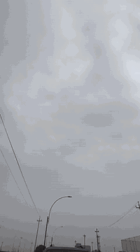 :لاندكروز ٩٣ ليلئ علوي رقم بغداد انكليزي جديد السعر ٥٠ ورقه وبيها مجال...