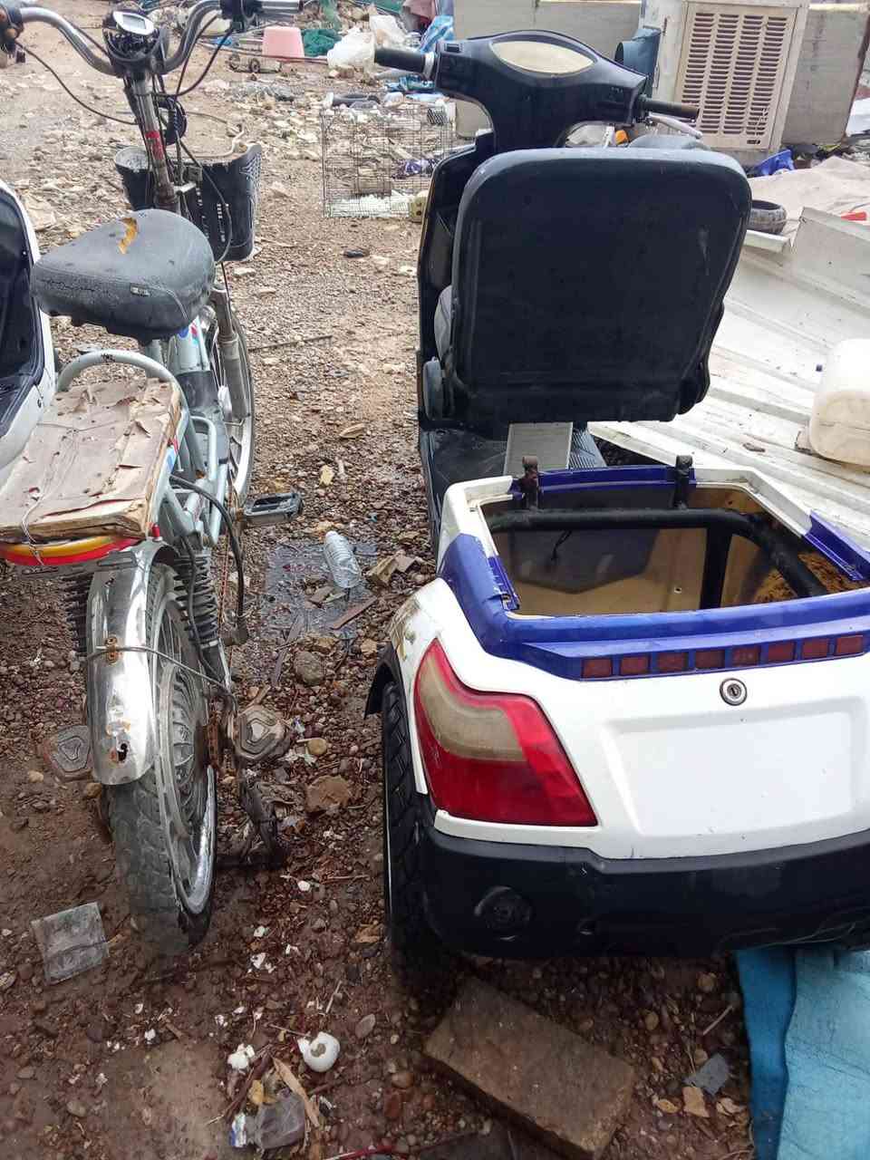 دراجتين شحن وحده نقص بطاريات وحده بطاريات وعقل وثالثه شغاله بيه تبخير ابيع كوم حديد سعر 200 الف قفل بس اتصال مكاني بياع دوانم  0771341975 مو شراي لا يتصل


**إذا كنت صاحب هذا الإعلان وتريد حذفه لأي سبب، رجاءا أرسل رسالة إلى الدعم الفني**