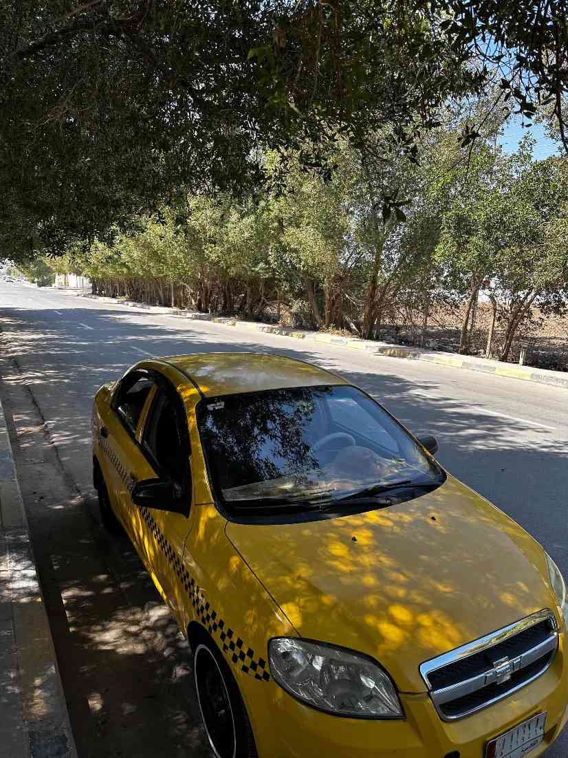 سلام عليكم للبيع افيو صفرة 2011 جديدة السيارة جاهزة مصفرهة هيئة و غرامه كير عادي السيارة مكينه و كير و حدادية مكفولات رقم قادسية راعيه هنا بل نجف سيارة جاهزة مال تكسي
السعر 50 ورقة بيهة مجال بسيط
مكاني نجف كوفة 
للاتصال *********** النجف, العراق
