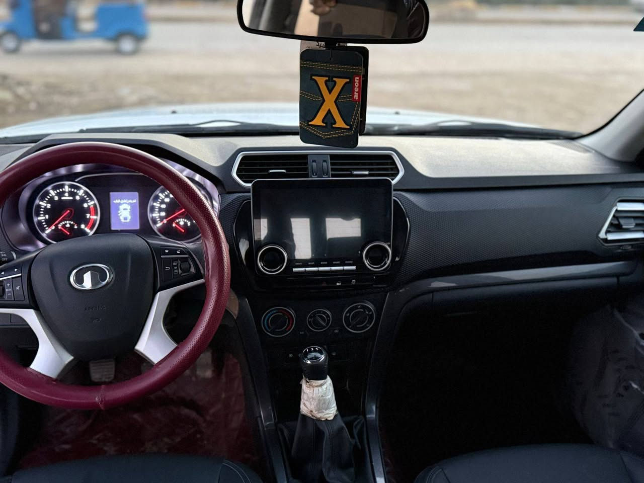 السلام عليكم
كريت ويل2025 سيارة رقم دولي 
رقم مثنى تحويل مباشر.  
‏سيارة كفالة عامة
‏السيارة مدورة ثاني يوم 
 ‏
محرك كير كفاله 
تخم تاير جديد 
‏
‏ السعر150 وبيه مجال للشراي
المكان الشطره قضاء الدواي‏
‏.     ***********
