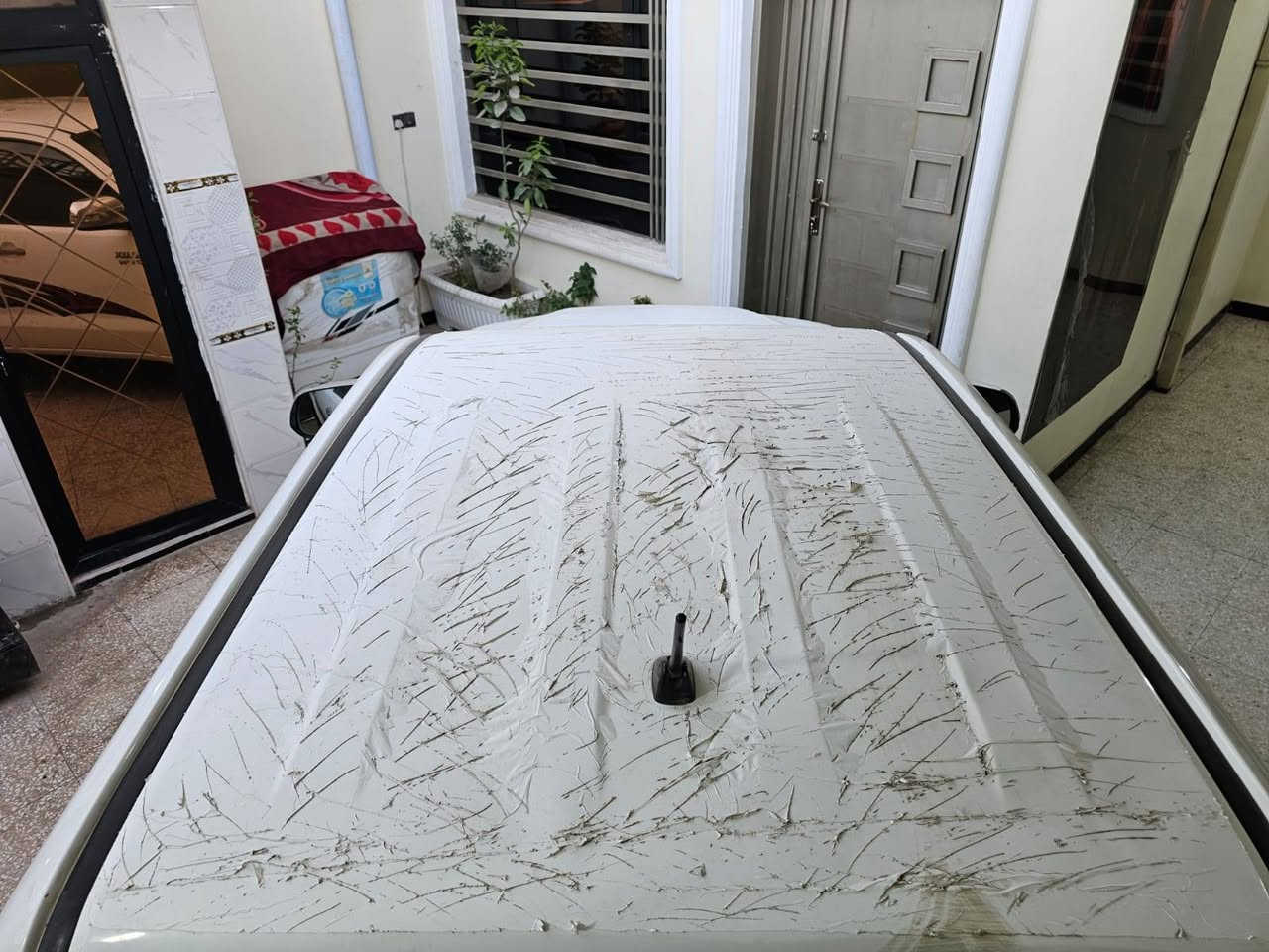 سلام عليكم عندي سياره البيع بيكم موديل 2014 رقم بغداد دولي جديده كير واتماتيك مكفول كفاله عامه ماشيه 100 ألف تحويل مباشر سياره كوتي شاصي 19 عنوان بغداد ولشراي يتصل على رقم ***********
