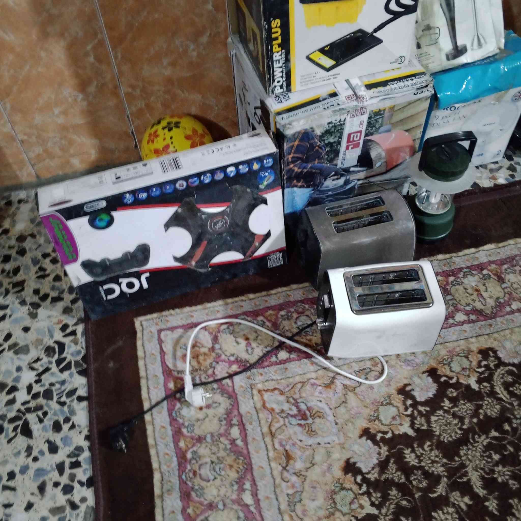 شلعه فحم 16قطعه 100قفل توصيل ماكو بغداد حي السفير ***********
