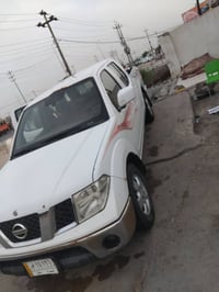 سياره نيفاره مديل ٢٠٠٨ السياره كير عاي السياره بيه تبخير بس شغاله وترا...
