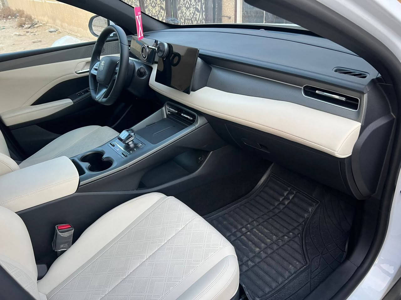 بي وادي كن بلاس موديل ٢٠٢٥ ماشيه ١٠٠٠٠ الاف مكفوله كفاله عامه مرقم بغداد للبيع السعر ١١٤ ورقه قفل للاستفسار لاتصال على رقم ***********
