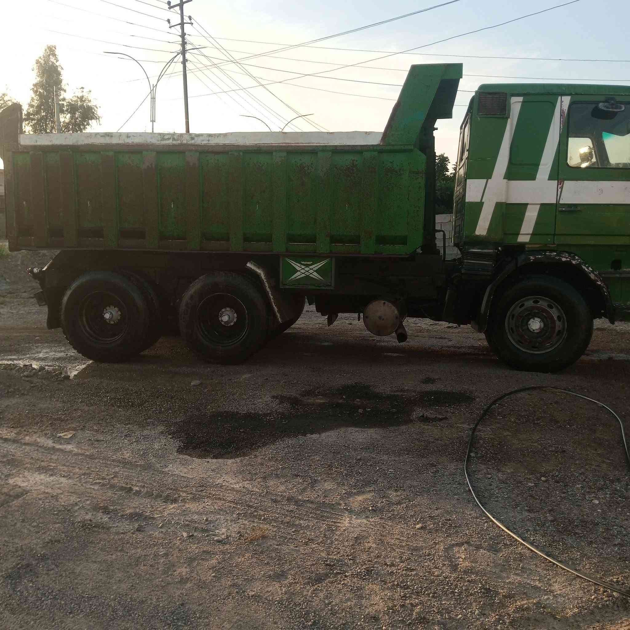 للبيع سكانيه 113رقم أربيل دولي بيها فطر من جه وحده محرك بي تنقيص شي قليل السعر 145بيها مجال شي قليل ***********

