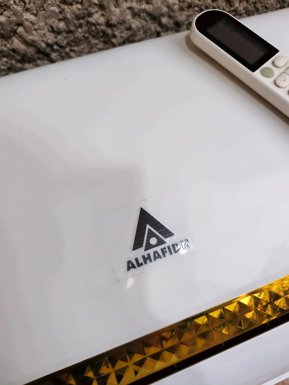 سبلت الحافظ ١ طن انفيرتر تحكم امبير جهاز نظيف كلش انتاج 24 مع كامل اغراضه للبيع مكاني البياع ***********
