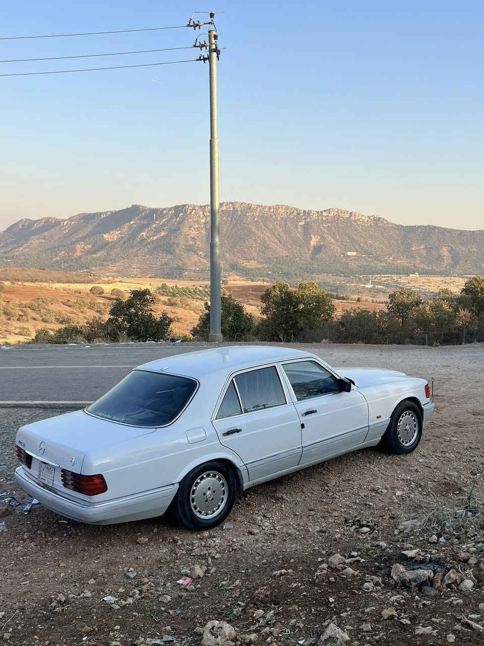 سلام عليكم للبيع مارسيدس موديل ١٩٨٩ SE كير محرك بشرط تحويل غرامات بشرط كهربائي  كولهه شغال محرك سته ثلندر قبخ أسود عنكبوت بيلاد تبريد ثلج سعر سيا ره ٦٨ورقه و بي مجال مكان سياره دهوك رقم تليفون كورك ***********
زين  ***********
