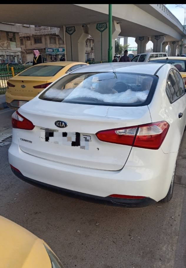 سيراتو موديل 16 رقم مثنى نظيفة انظف من صورة  مداور ثاني يوم السعر 125 وبيها مجال قليل باقي تفاصيل خاص او اتصل ***********
