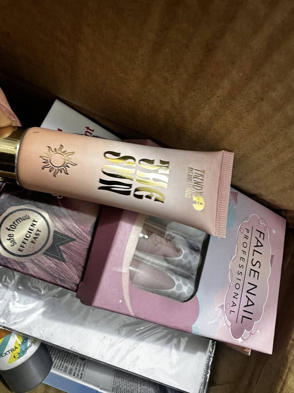 شلعة مكياج ٥٠ قطعه
ب٢٠ مع توصيل. مقطع الهن  راسلوني خاص


**إذا كنت صاحب هذا الإعلان وتريد حذفه لأي سبب، رجاءا أرسل رسالة إلى الدعم الفني**