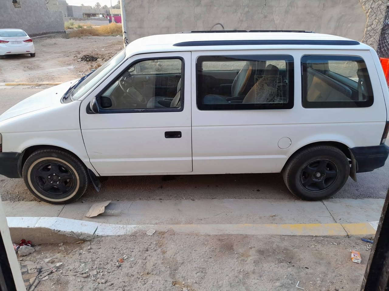 السلام عليكم
سيارة دوج كلايزر  كرفان ٧ راكب موديل 95  رقم بغداد انكليزي سنوية الى 2026 الشهر السابع  راعيهة موجود يمي كير ومكينة مكفولات خير من الله كير اوتو حدادية جديدة تخم تاير باتري جديد سيارة  نظيفة السعر 38 وبيها مجال للشراي اتصل ودلل مكان كربلاء طويريج ناحية الخيرات 
***********
