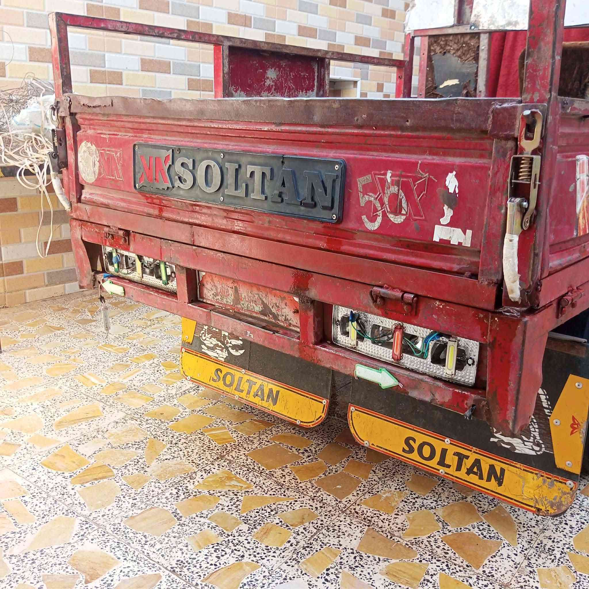 شباب السلام عليكم ستوته سلطان للبيع موديل 17 راعي سباحد و600 مكان مشرع


**إذا كنت صاحب هذا الإعلان وتريد حذفه لأي سبب، رجاءا أرسل رسالة إلى الدعم الفني**
