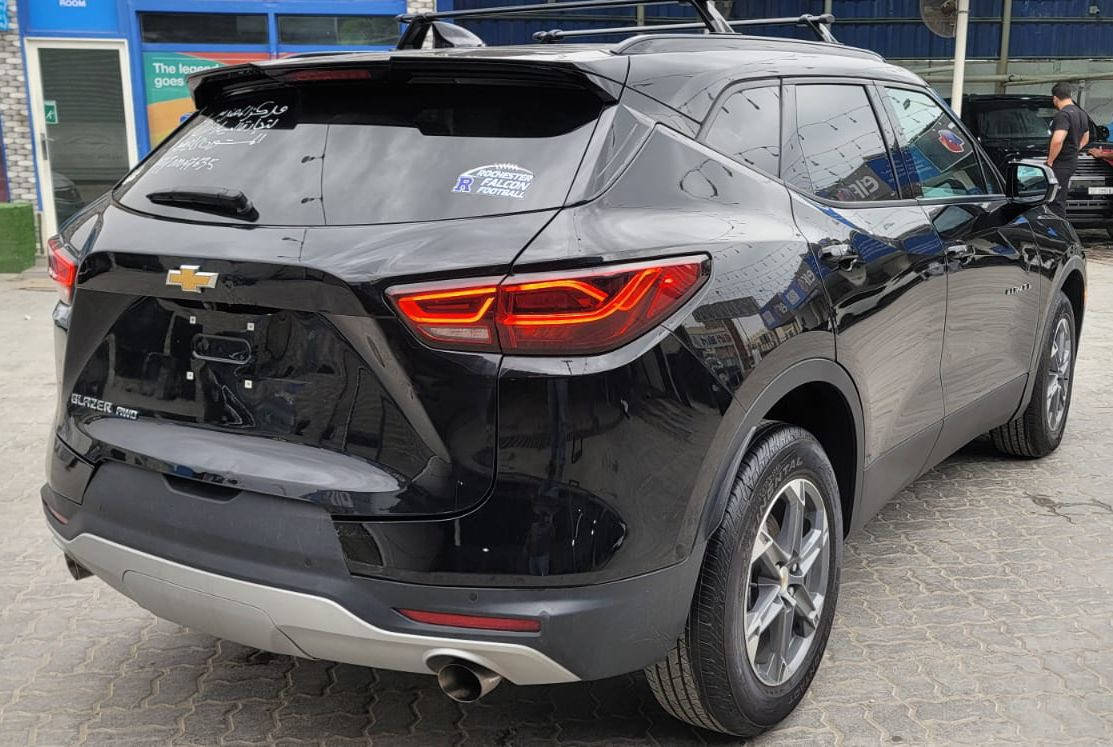 #شــــــــــــركــــــــــــة_الــــــــــــباشــــــــــــا

شوفر بلايزر . 2024
محرك 6  سلندر 
مشحونه بالطريق 7  ايام توصل البصره 

السعر  119 مصلح واصل البصره بدون كمرك

__________________________
🚘 كفالة: (🔧 كير – ⚙️ محرك – ❄️ تبريد – ⚠️ حادث مسبق شرط الفحص)
..................................................................
🟠رابط كروب واتساب لنشر جميع السيارات من امريكا ولامارات يفوتكم اسعار منخفضه 👇
كروب الاول :
https://chat.whatsapp.com/LvbA1B9gSe60E9GbtAASY3
________________
​📢 أعلن عن سيارتك معنا! 🚗✨
​هل تبحث عن أسرع طريقة لبيع سيارتك؟ 🤔
يتوفر الآن نشر وعرض لسياراتكم داخل البيج الخاص بنا للوصول لأكبر عدد من المشترين المهتمين! 🏁🔥
​للإعلان أو الاستفسار عن التفاصيل، لا تتردد بالاتصال بنا على الرقم التالي:
👤 علي سعد
📱 0772 729 1603
• يتوفر جميع انواع السيارات داخل الصفحة👇🏻
https://www.facebook.com/share/16cS3Jydmv/?mibextid=wwXIfr
