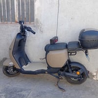 دراجه شحن 4بطاريات للبيع تمشي 40كيلو 07830183187