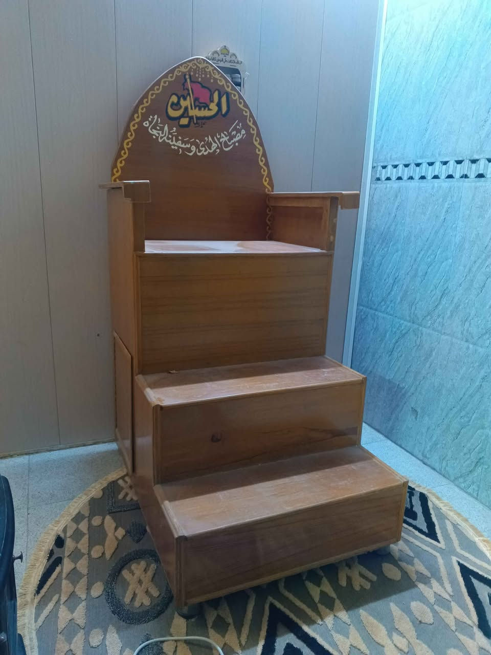 منبر للبيع تزكام مكاني نجف حي الوفاء *********** النجف, العراق
