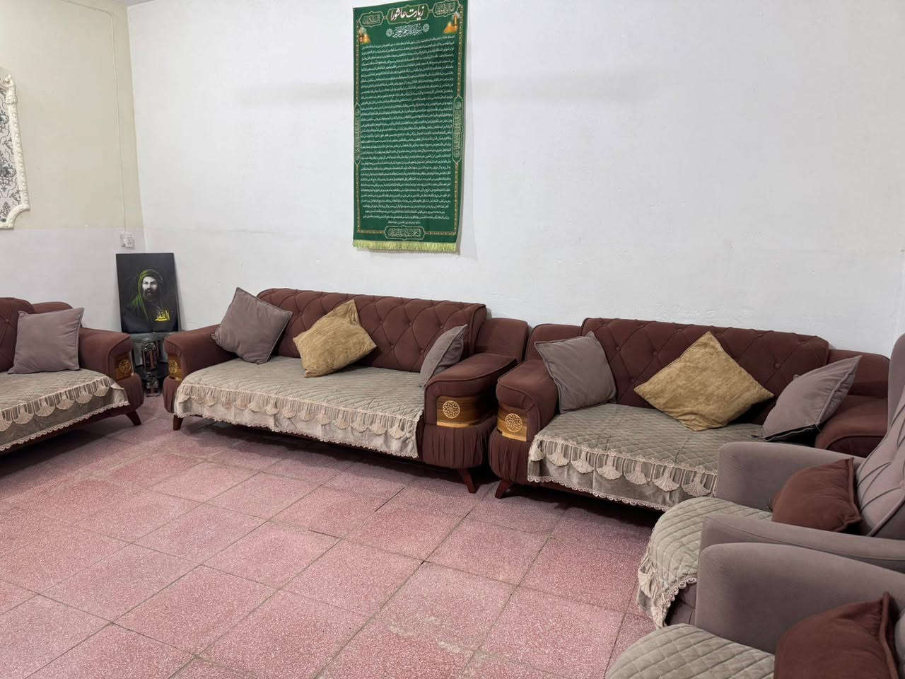 مشتمل مربع بالزهراء للبيع بناءه حديث بيه 3غرف شارعه12م الشراي يدخل خاص ادزله التفاصيل


**إذا كنت صاحب هذا الإعلان وتريد حذفه لأي سبب، رجاءا أرسل رسالة إلى الدعم الفني**