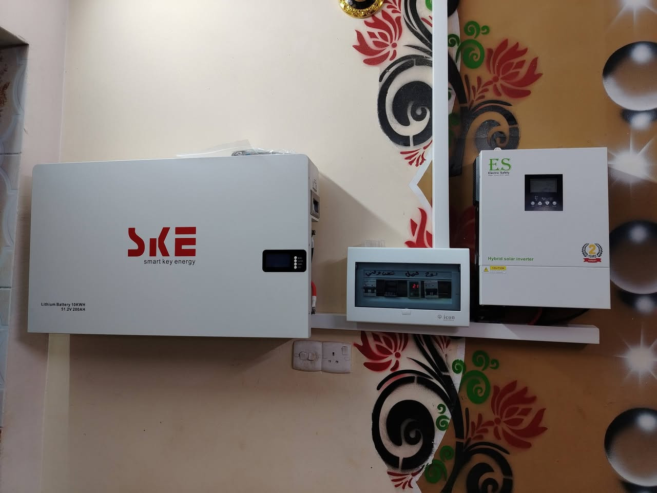 🌙من عروض شركة الحجاب للطاقة الشمسية
تم تنصيبها للعم
                (خليل عويد البردي )
في الشرقاط  📌

    ⚡بقدرة ⚡

10-امبير نهاري ☀️
10_ امبير ليلي 🌕 

🔋 بطارية ليثيوم 10 كيلو من شركة SKE
▪️ عمر افتراضي طويل وأداء ثابت
▪️ أمان عالي وكفاءة ممتازة #ضمان 5 سنة
------------------------------------------------------
⚡ انفيرتر من شركة    6ES كيلو
▪️ أداء قوي وتحمل عالي للأحمال
▪️ مناسب للربط مع بطاريات الليثيوم BMS
   
-------------------------------------------------------
☀️ 5 ألواح شمسية  
▪️ كفاءة عالية في توليد الطاقة
▪️ أداء ممتاز في الأجواء الحارة
▪️ جودة عالمية #ضمان 15 سنة
--------------------------------------------------------

📞 للاستفسار والحجز:
***********

شركة الحجاب للطاقة الشمسية
ثقة • جودة • ضمان
