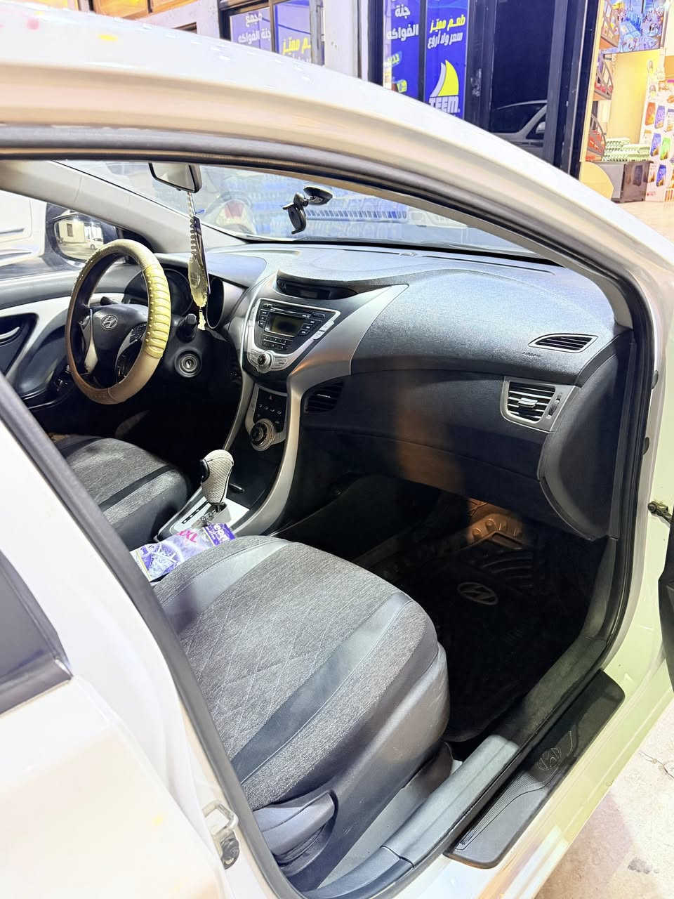 السلام عليكم ..سياره للبيع هونداي(أفانتي)2011السياره مكفوله كفاله عامه سياره جاهزه وكامله مكمله محركها 1600. تبريد تدفئه فول حداديه خير من الله السعر 100 وبيها مجال.للتواصل

***********
***********
